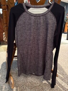 Hot Totties grey spandex long sleeve top